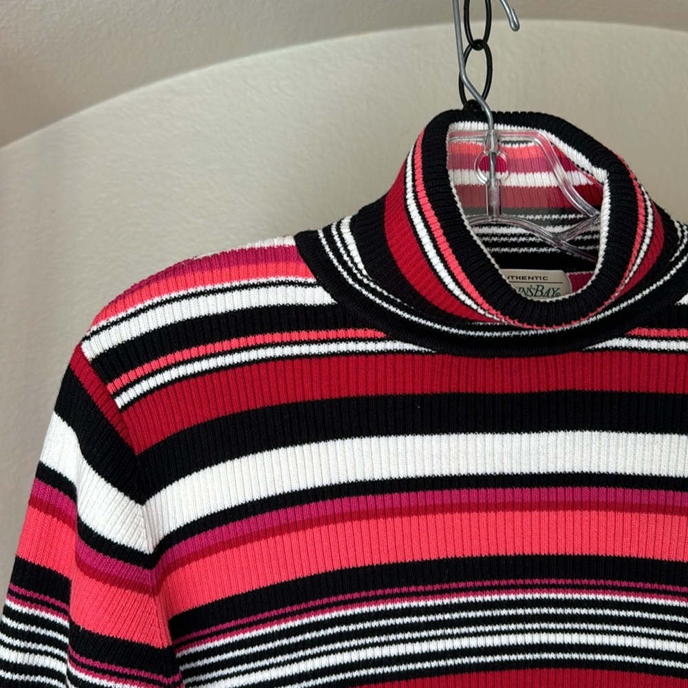 St. John’s Bay women’s ribbed turtleneck sweater, red, pink, black & white, XL - Picture 2 of 11